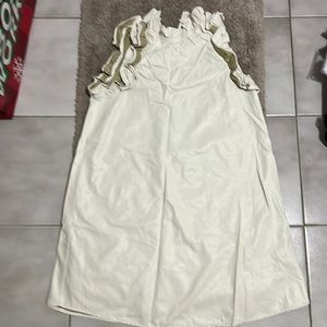 brand new never wear because its doesn’t fit me, no tag